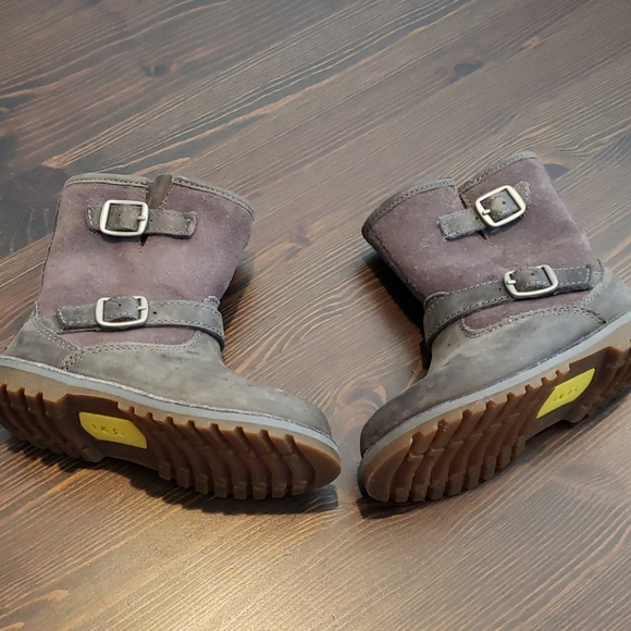UGG toddler boots - Picture 4 of 7